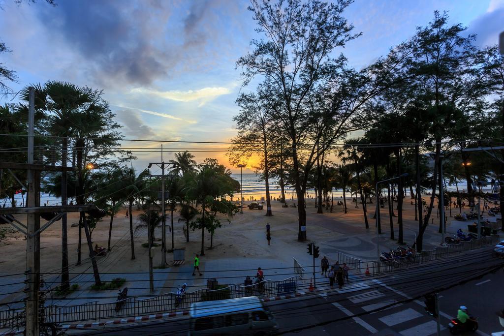 Patong Marina Hotel By Lofty Exterior photo