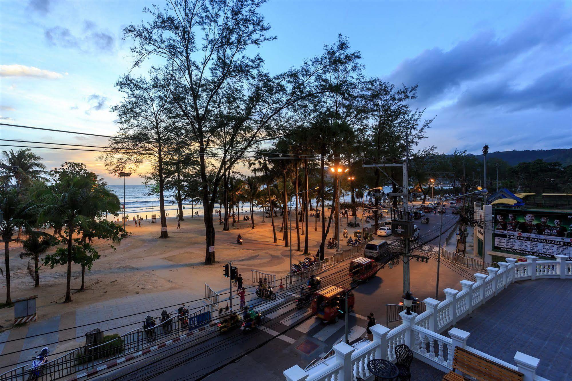 Patong Marina Hotel By Lofty Exterior photo